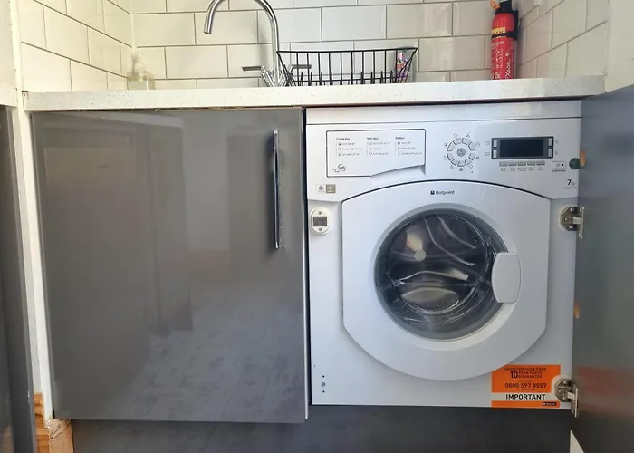 Entire By Centre & Harbourside